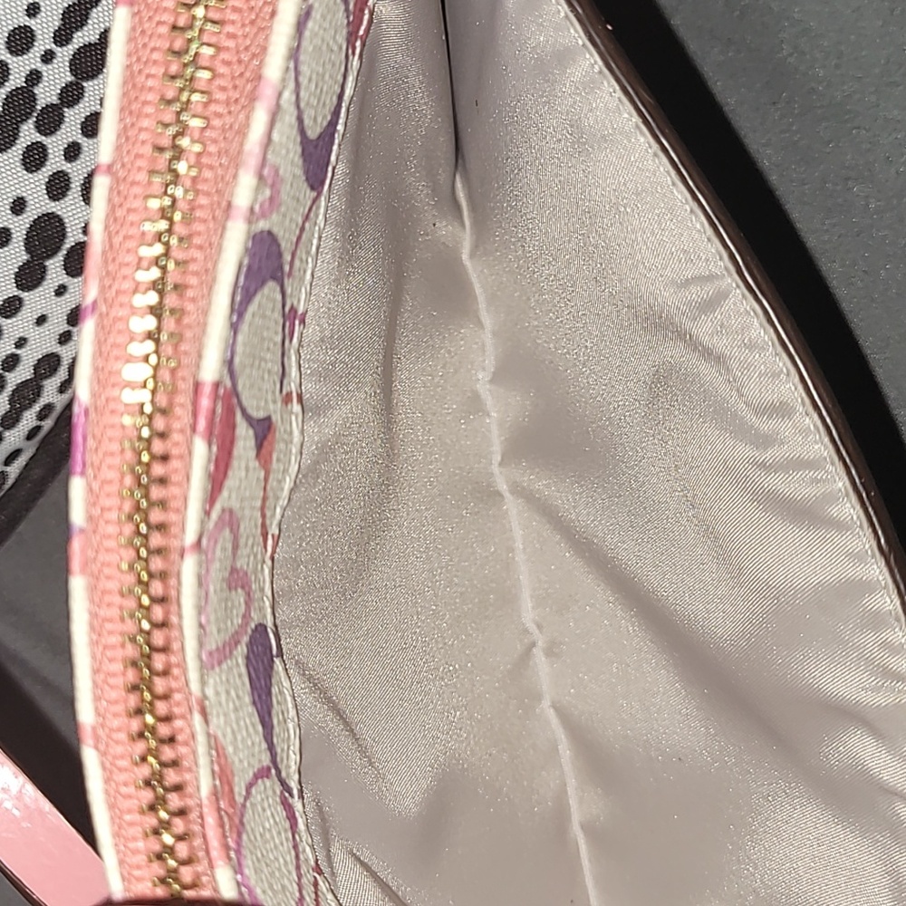 Coach Heart Pink and Purple WRISTLET - Picture 6 of 9